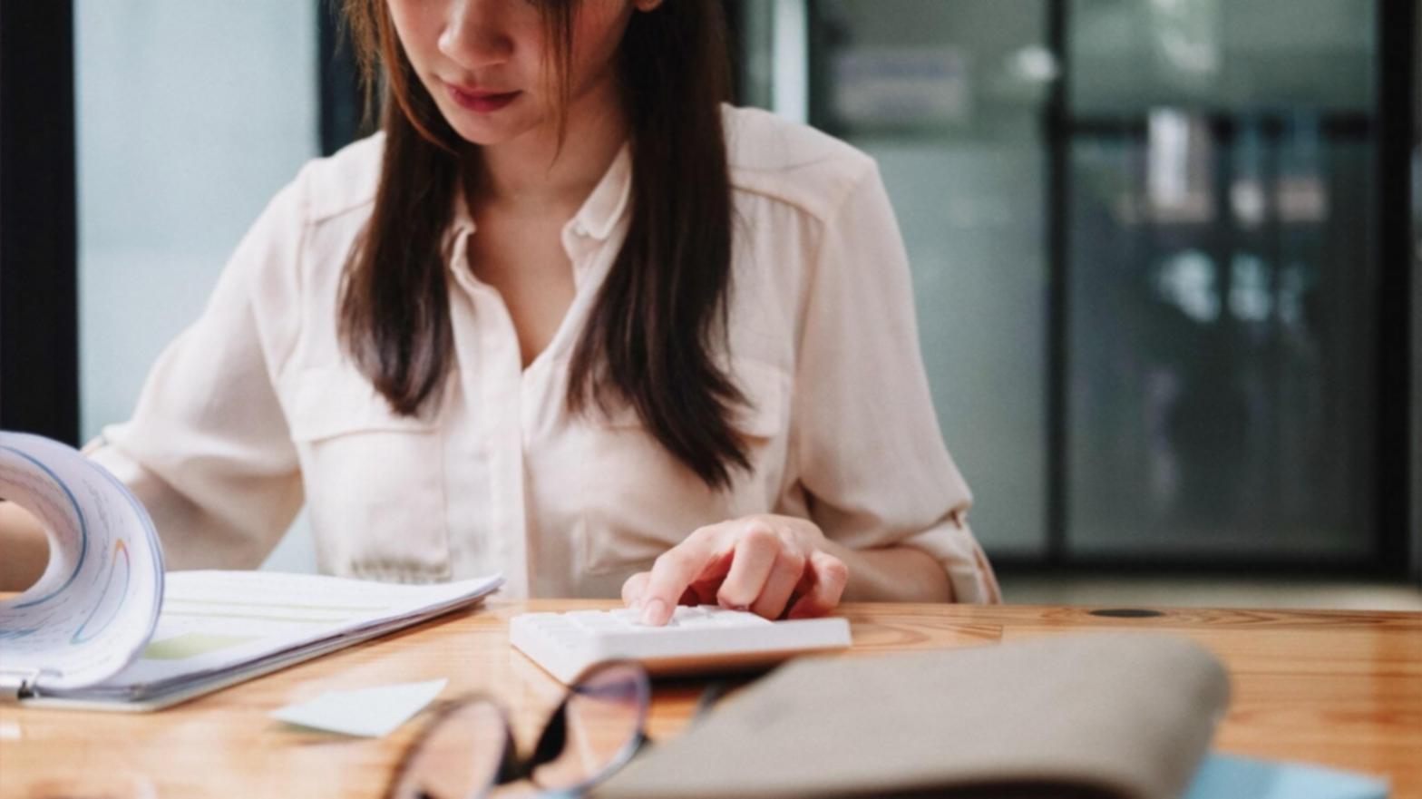 SEO Analytics Arbeitsumgebung mit Datenvisualisierung